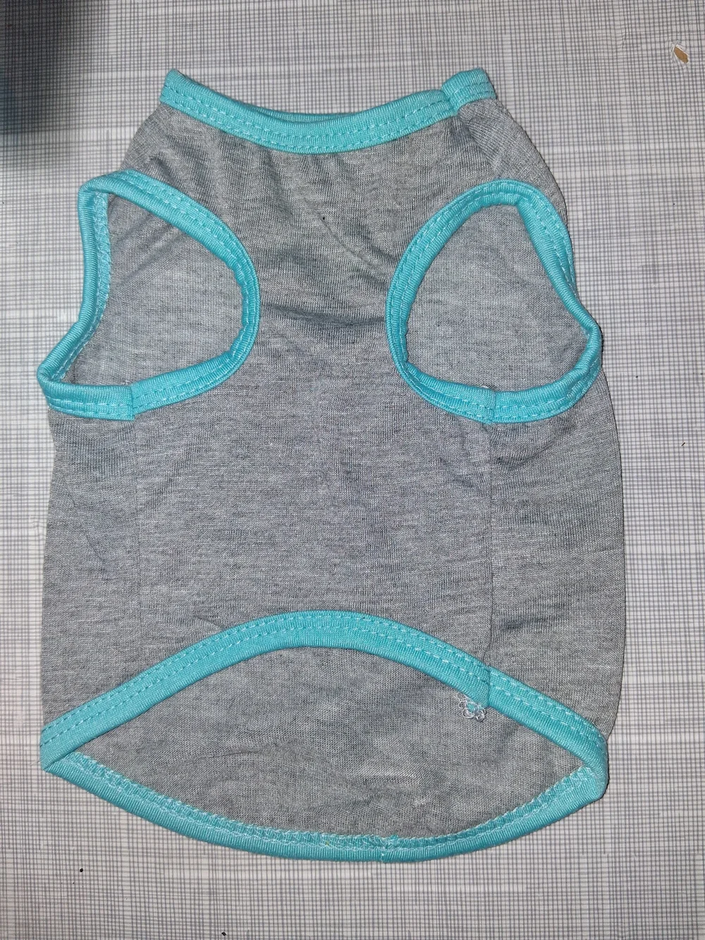 Pets Dogs/Cats Designer Grey Tank Top with Turquoise Trim & Black Heart Logo